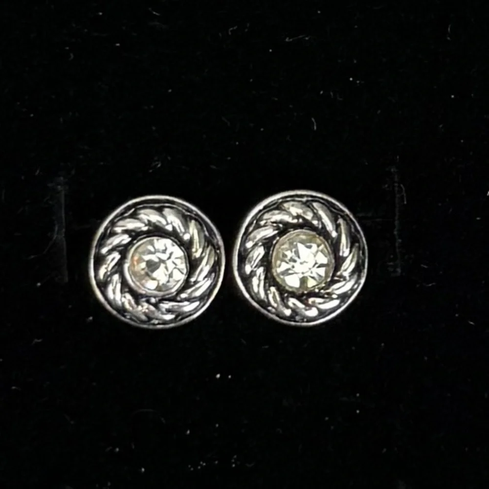 Beautiful, vintage simple, silvertone, bling etched pierced earrings